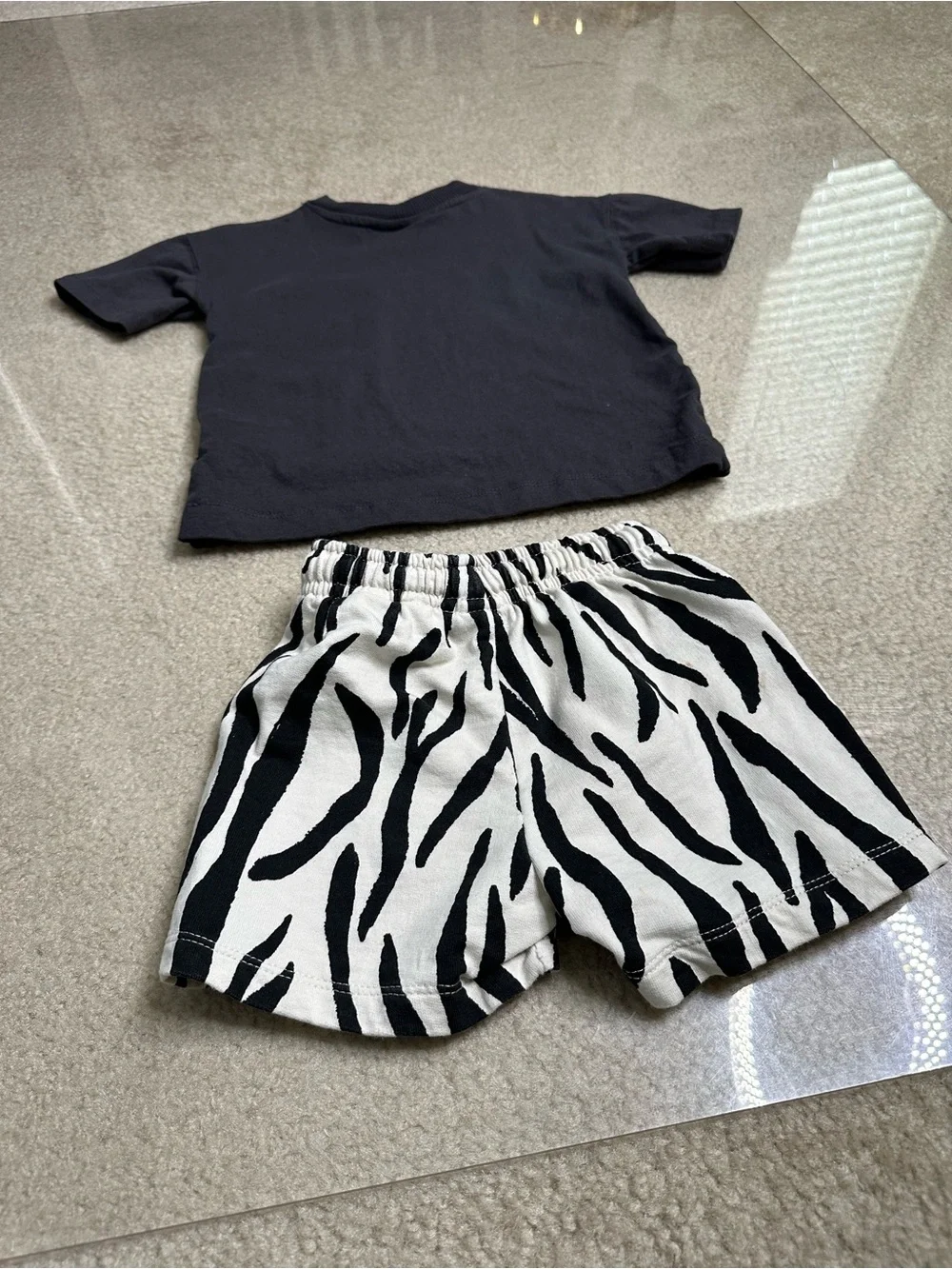 ZARA ZEBRA PRINT 2 PIECE MATCHING SHORT SET INFANT TODDLER 1 1/2 YEARS 18 MOS